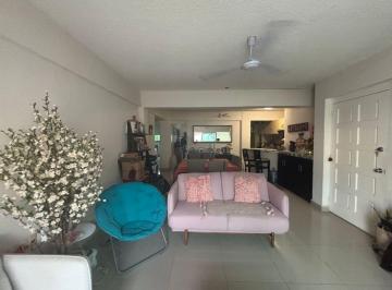 Departamento de 3 habitaciones, Acapulco de Juárez · Departamento a La Venta en Segundo Nivel en Playa Guitarrón.