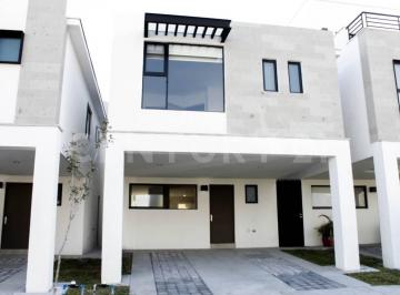 Casa · 174m² · 3 Recámaras · 2 Estacionamientos · Casa en Venta en Col. Catania Cumbres, N. L.