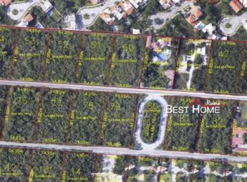 Terreno / Lote · 5000m² · 1 Recámara · 1 Estacionamiento · Lotes en Venta de 5,000 m² Nazareth en Av Colosio Villa Magna Cancún