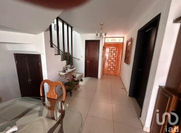 Casa · 157m² · 3 Recámaras · 2 Estacionamientos · Casa en Venta en La Gavia Corregidora, Queretaro