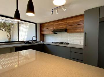 Casa de 3 habitaciones, Naucalpan de Juárez · Casa en Venta en Ciudad Satélite, Naucalpan.