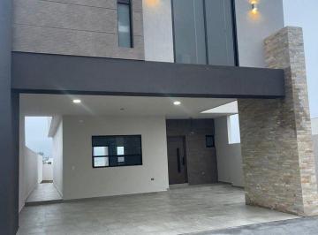 a62247cd890d05748f683ad02cbc45de15e4780e63b8d3b5650af03be4b5e789 · Casa en Venta en Privada Alamo Sur