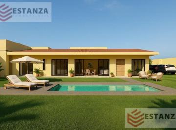 Casa · 450m² · 4 Recámaras · 6 Estacionamientos · Tezoyuca Casa Emiliano Zapata, Morelos - Clave Cs369