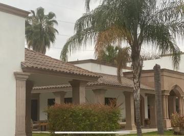 Casa · 358m² · 3 Recámaras · 3 Estacionamientos · Casa en Venta Hacienda Campestre Real Carretera Nacional