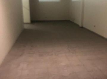 Local comercial · 2 Estacionamientos · Local Comercial en Venta en Av Penitenciaria