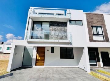 Casa de 4 habitaciones, Zapopan · Casa en Venta Solares Zapopan