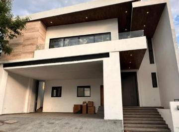 Casa · 476m² · 4 Recámaras · 3 Estacionamientos · Casa en Venta en Bosques de Las Misiones, Monterrey Nl
