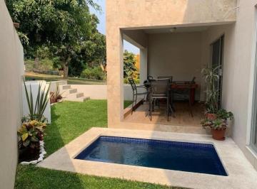 Casa · 257m² · 4 Recámaras · 2 Estacionamientos · Casa en Fraccionamiento Burgos Bugambilias