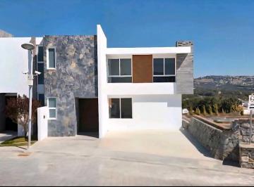 Casa · 182m² · 3 Recámaras · 2 Estacionamientos · Casa en Venta en Cluster Farasi, Haras Campestre