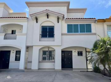 Casa · 4 Recámaras · 2 Estacionamientos · Casa en Venta en Stanza Toscana Priv. Trento
