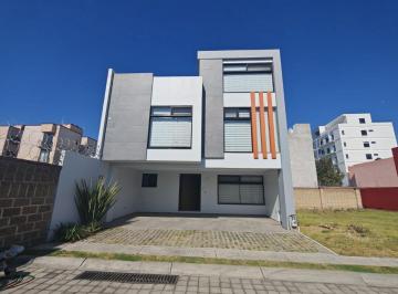 Casa de 3 habitaciones, San Andrés Cholula · Hermosa Casa en Venta en Fraccionamiento La Mezza en Cholula