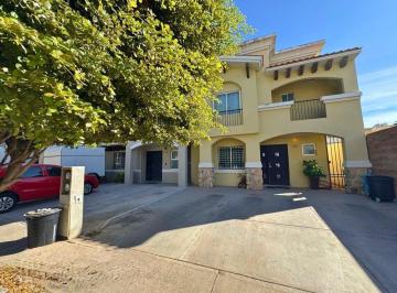 Casa · 3 Recámaras · 2 Estacionamientos · Casa en Venta en Privada Stanza Toscana