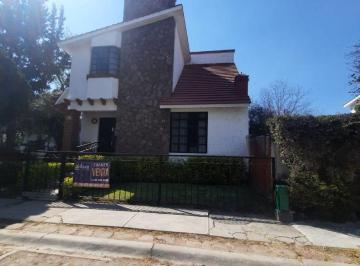Casa de 3 habitaciones, Tequisquiapan · Casa en Club de Golf Tequisquiapan