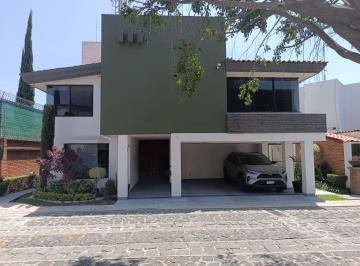 Casa de 4 habitaciones, San Andrés Cholula · Oportunidad de Venta de Casa en Zavaleta en Calle Privada Para Inversion o Remodelacion