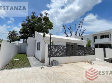 Casa · 107m² · 2 Recámaras · 1 Estacionamiento · Chapultepec Casa - Clave Cs313