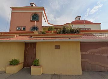 Casa de 5 habitaciones, San Juan del Río · Liquidacion Bancaria, en San Juan del Rio Queretaro, El Costo del Remate Incluye El Desalojo, C500.