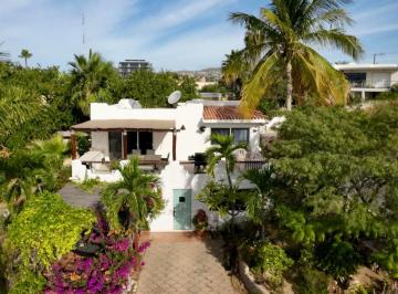 Casa de 5 habitaciones, Los Cabos · Residencia Dúplex en Comunidad Cerrada, en Venta, Cabo Bello, Cabo San Lucas