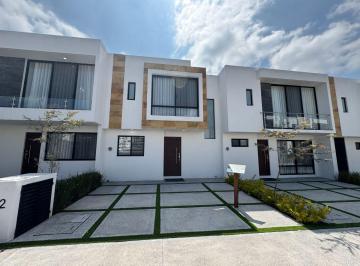 Casa en condominio de 3 habitaciones, Querétaro · Se Vende Casa en Juriquilla San Isidro con 3 Recámaras, 126 m² con Amenidades