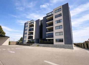 Departamento · 176m² · 3 Recámaras · 2 Estacionamientos · Departamento en Venta en Metepec