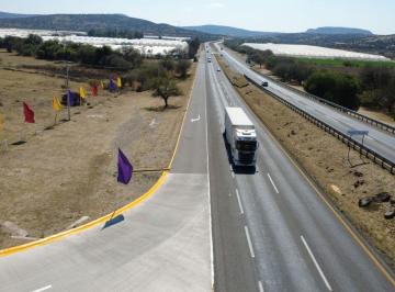 Terreno industrial , Santa María del Río · Carretera 57 Terreno Industrial 1,000 m² en Venta a 40 Minutos de San Luis Potosi, México