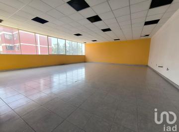 Local comercial · 662m² · 7 Recámaras · 5 Estacionamientos · Oficina o Local en Renta en San Rafael Coacalco