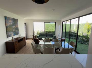 Casa de 2 habitaciones, Corregidora · Casa Nueva de 1 Nivel con Jardín | 2 Recámaras y 2 Estacionamientos | Puerta Real
