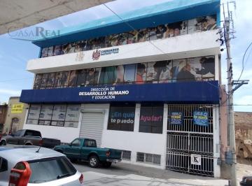 Local comercial · 1004m² · 4 Estacionamientos · Oficina en Renta en Calle Libertad Chihuahua