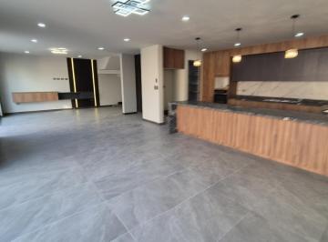 Casa · 376m² · 5 Recámaras · 2 Estacionamientos · Se Vende Casa en Parque Chiapas, Lomas de Angelópolis, San Andrés Cholula, Puebla