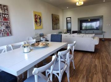 Casa de 4 habitaciones, García · Hermosa Casa en Venta