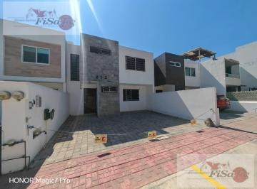 Casa · 160m² · 3 Recámaras · 2 Estacionamientos · Casa en Venta Circuito Viñedos