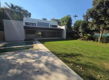 Casa · 665m² · 4 Recámaras · 3 Estacionamientos · Casa en Club de Golf Tabachines