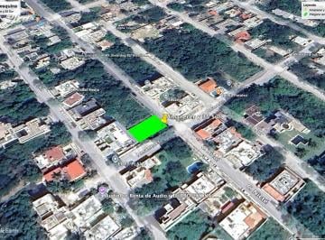 Terreno / Lote · 246m² · Lote Esquina en Venta Cerca de Centro Maya, Playa del Carmen