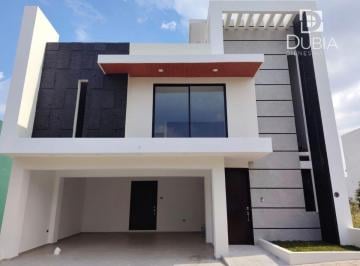Casa de 4 habitaciones, Xalapa · Casa en Venta en Monte Magno, Paseo de La Reina, Roof Garden y Recámaras con Baño