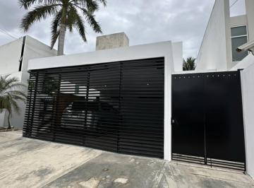 Casa · 261m² · 3 Recámaras · 2 Estacionamientos · Casa Amueblada en Renta en Montes de Ame