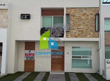 Casa · 240m² · 3 Recámaras · Casa en Renta Hacienda Juriquilla Santa Fe Queretaro
