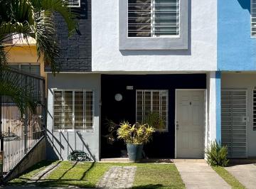 Casa de 3 habitaciones, Zapopan · Casa con Terreno Excedente en Parques del Centinela