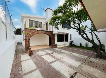 Casa · 207m² · 4 Recámaras · 2 Estacionamientos · Casa en Fraccionamiento en Residencial La Palma Jiutepec - Maz - 2609 - Fr