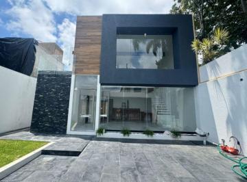 Casa · 198m² · 3 Recámaras · 3 Estacionamientos · Casa en Fraccionamiento en Lomas del Sol Cuernavaca - Maz - 2611 - Fr