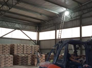Bodega comercial de 3 habitaciones, Yautepec · Bodega Comercial de Renta en Yautepec