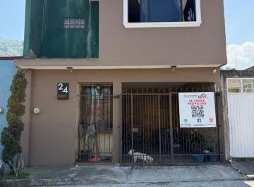 Casa Venta de 3 habitaciones · Se Vende Propiedad en Valle Dorado
