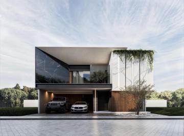 Casa · 645m² · 4 Recámaras · 2 Estacionamientos · Casa - Fraccionamiento Lomas de Angelópolis
