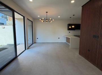 Casa · 223m² · 3 Recámaras · 2 Estacionamientos · Casa - Cascatta