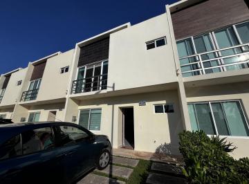 Casa · 145m² · 3 Recámaras · 2 Estacionamientos · Casa en Fraccionamiento Long Island