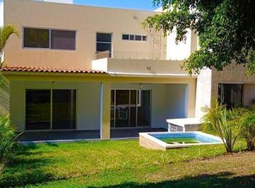 Casa · 236m² · 3 Recámaras · 2 Estacionamientos · Burgos Bugambilia Casa - Clave Cs365