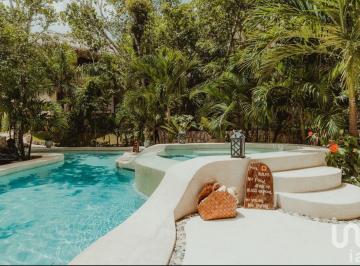 Casa · 125m² · 2 Recámaras · 1 Estacionamiento · Renta Villa 2 Recamaras Tulum, Vive El Lujo Consciente Dentro de un Hotelito