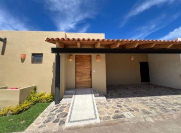 Casa en condominio de 3 habitaciones, Chapala · Casa en Renta en Condominio La Reserva West, Ajijic