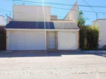 Casa de 6 habitaciones, Aguascalientes · Casa en Venta en El Campestre Al Norte de Aguascalientes