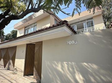 Casa de 5 habitaciones, Guadalajara · Casa en Venta Jardines del Country