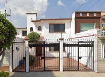 Casa de 3 habitaciones, Nezahualcóyotl · Casa en Recuperacion Bancaria en Valle Aragon
