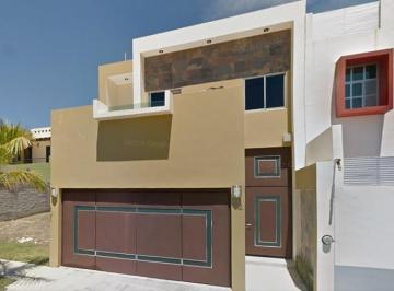 Casa de 4 habitaciones, Colima · Venta de Casa en Colima, Colima.